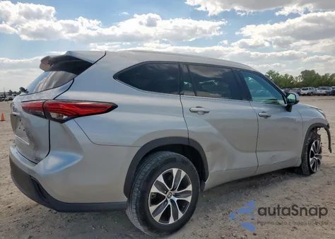 2021 Toyota Highlander Xle from USA, damaged, VIN 5TDGZRAH5MS042079
